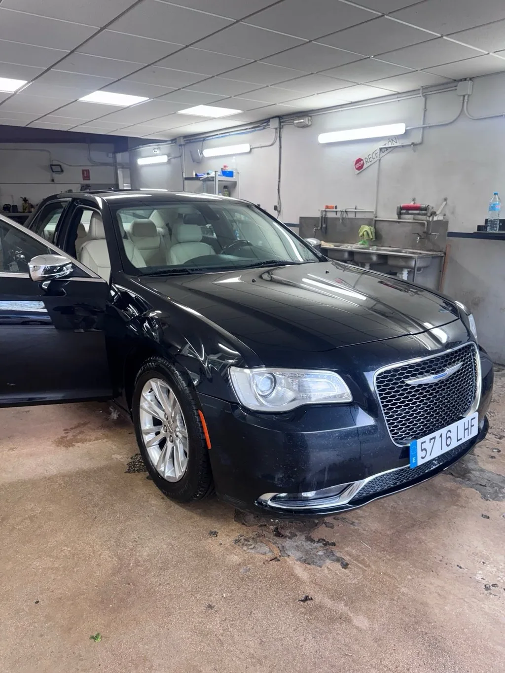 Chrysler 300C, foto 4 de 12